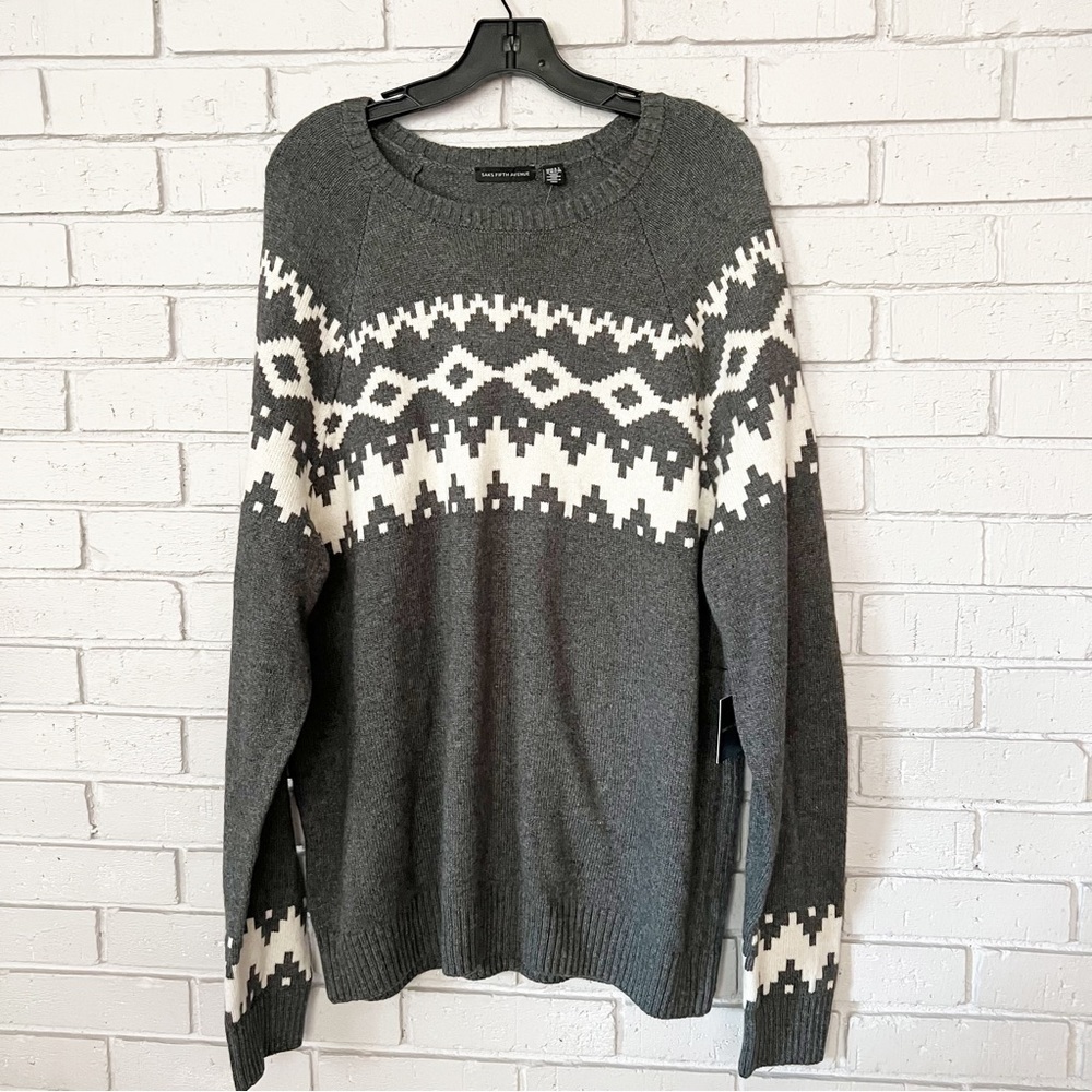 Saks Fifth Avenue Men Gray White Crewneck Sweater